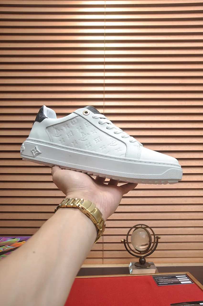 Men's shoes 💰540💶[LOUIS VUITTON] Original order price (water-dyed cowhide lining) new model 🍀LV Louis Vuitton * - top version of LV classic trendy shoes! Made of imported original cowhide, water-dyed cowhide lining, and original wear-resistant rubber outsole! High quality products! Code number 38-45 (45 is custom-made and cannot be returned or exchanged)